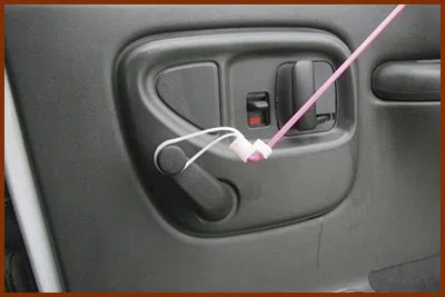 Locksmith Key Shop Bridgeport, CT 203-433-3667 - 47-21